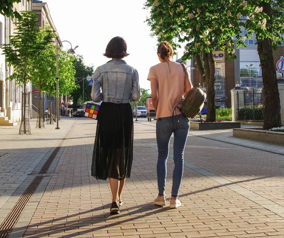 walking is a good exercise to prevent venous disease and leg ulcers